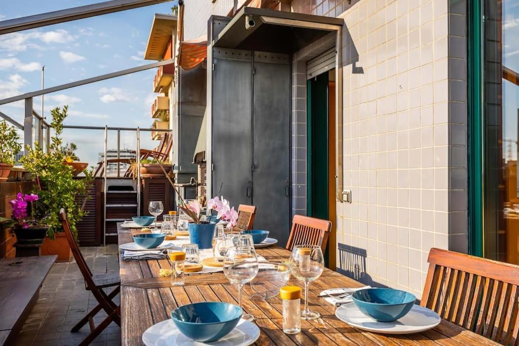 Luxury Penthouse - Sauna, Garage, Office, Terrace Appartamento Milano